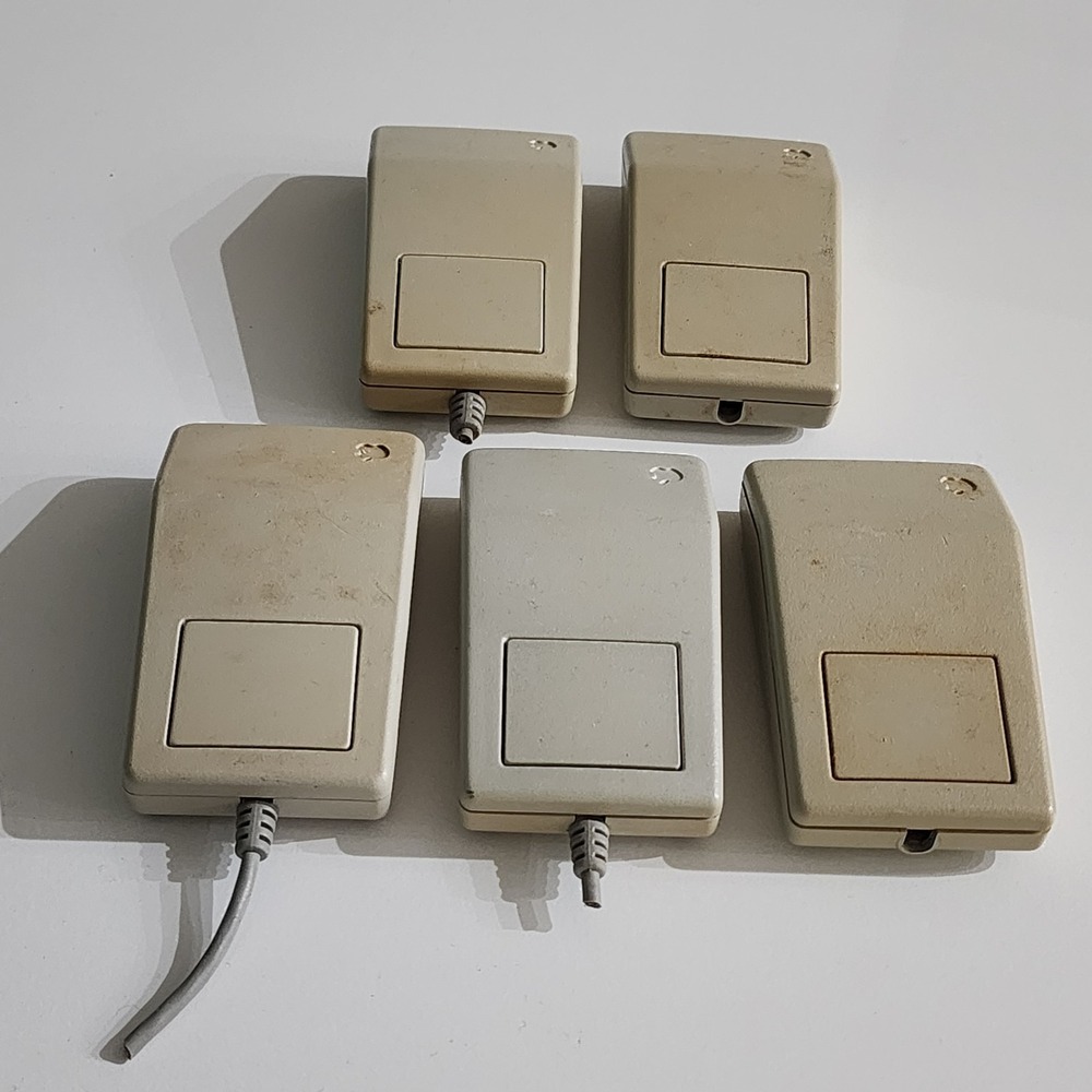 Apple Desktop Bus Mouse Lot of 5 *Cords Cut No Ball‎ No CB. For Parts / Crafts